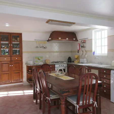 Casa Manuel بيت للعطل *