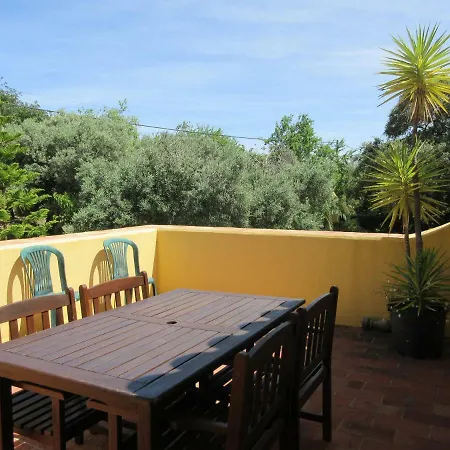 Casa Manuel بيت للعطل *