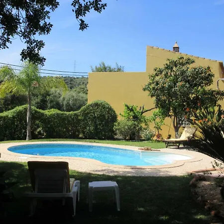 Casa Manuel بيت للعطل